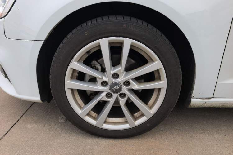 Used Audi A3 2020 Restyled Sportback 35 TFSI Entry-Level China VI Emission Standard Exterior 4
