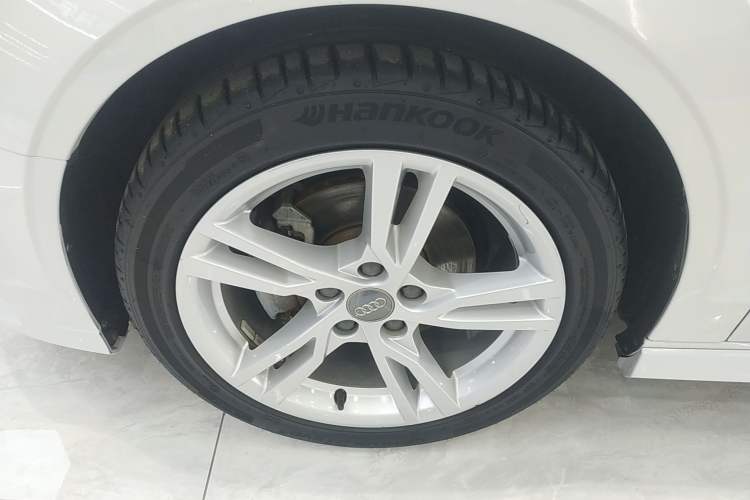 Used Audi A3 2020 Limousine 35 TFSI Fashion Edition China VI Emission Standard Exterior 4