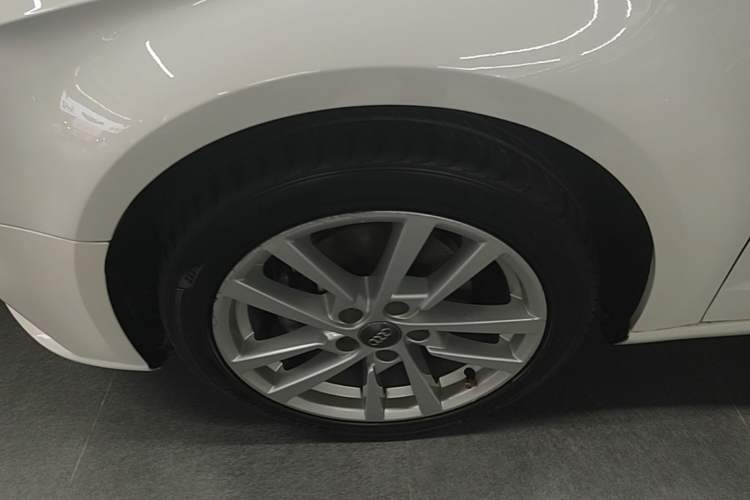Used Audi A3 2020 Restyled Sportback 35 TFSI Entry-Level China VI Emission Standard Exterior 4