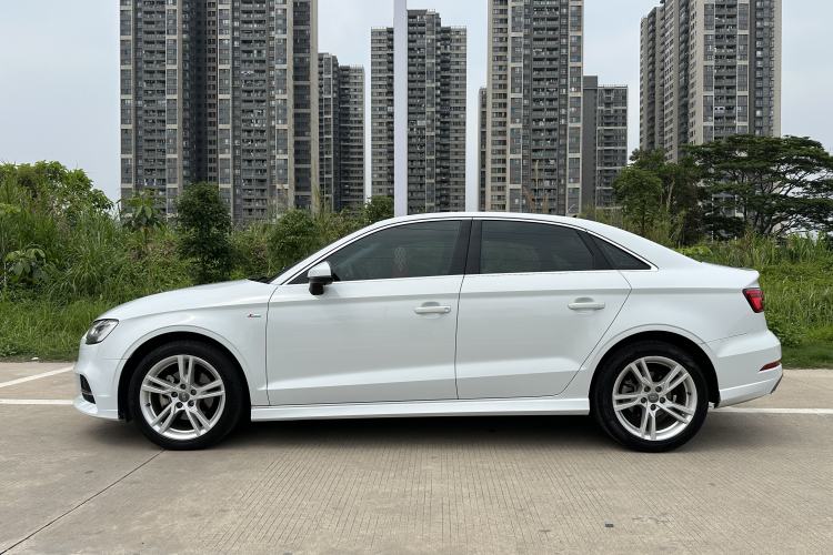 Used Audi A3 2020 Limousine 35 TFSI Fashion Edition China VI Emission Standard Exterior 4