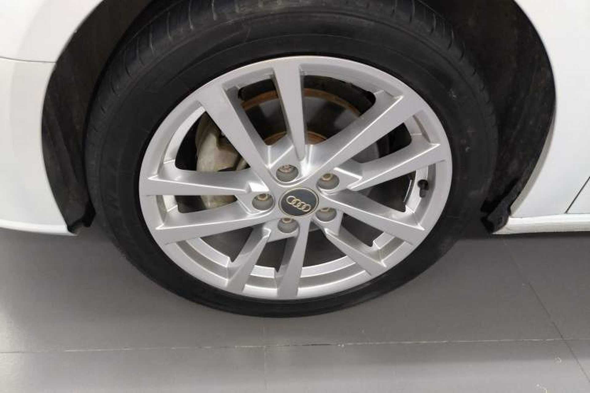 Used Audi A3 2020 Restyled Sportback 35 TFSI Entry-Level China VI Emission Standard Exterior 4