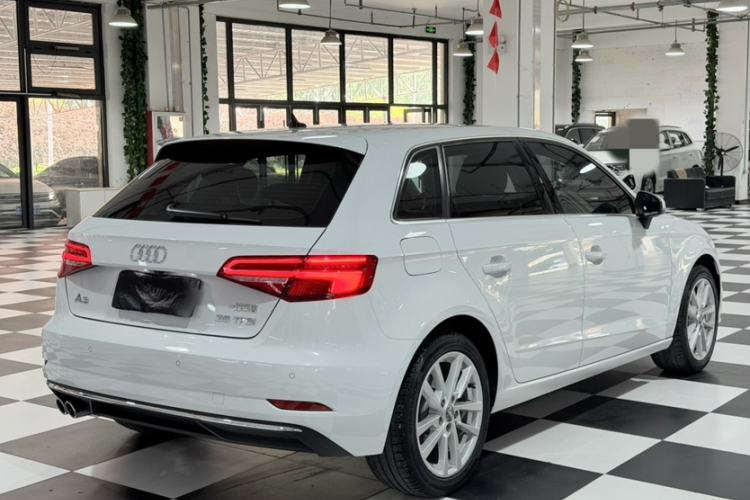Used Audi A3 2020 Restyled Sportback 35 TFSI Entry-Level China VI Emission Standard Exterior 5