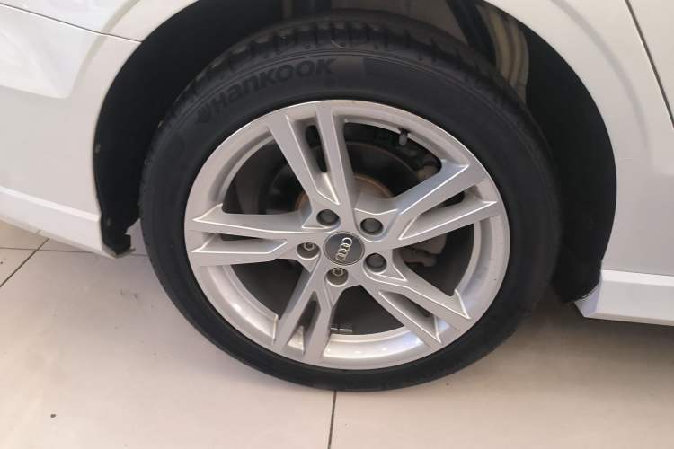Used Audi A3 2020 Limousine 35 TFSI Fashion Edition China VI Emission Standard Exterior 5