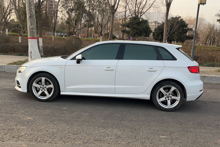 Used Audi A3 2020 Sportback 35 TFSI Fashion Edition China VI Emission Standard Exterior 5