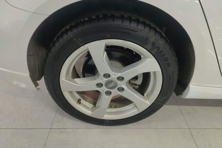 Used Audi A3 2020 Sportback 35 TFSI Fashion Edition China VI Emission Standard Exterior 5