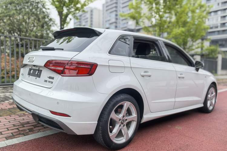 Used Audi A3 2020 Sportback 35 TFSI Fashion Edition China VI Emission Standard Exterior 5