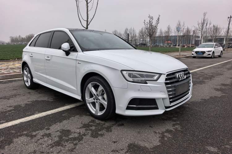 Used Audi A3 2020 Sportback 35 TFSI Fashion Edition China VI Emission Standard Exterior 5