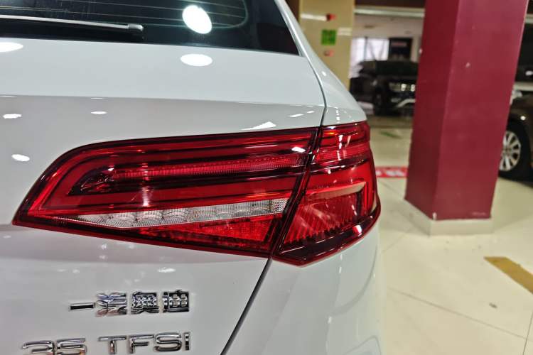 Used Audi A3 2020 Restyled Sportback 35 TFSI Entry-Level China VI Emission Standard Exterior 6
