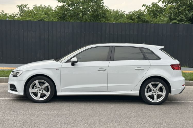 Used Audi A3 2020 Sportback 35 TFSI Fashion Edition China VI Emission Standard Exterior 6