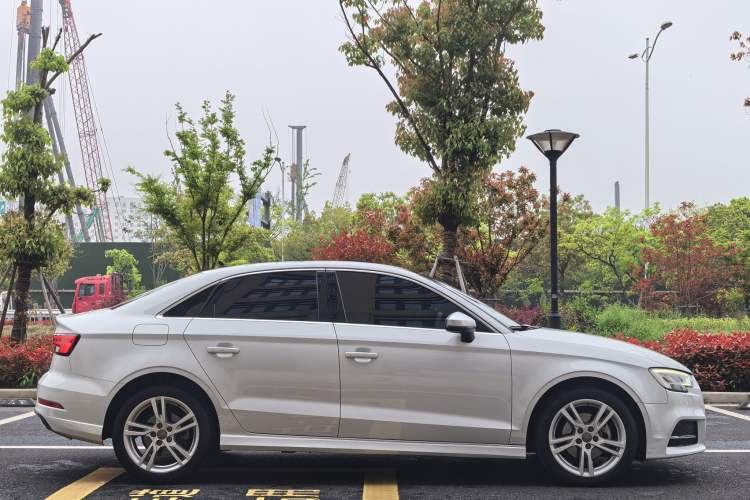 Used Audi A3 2020 Limousine 35 TFSI Fashion Edition China VI Emission Standard Exterior 7