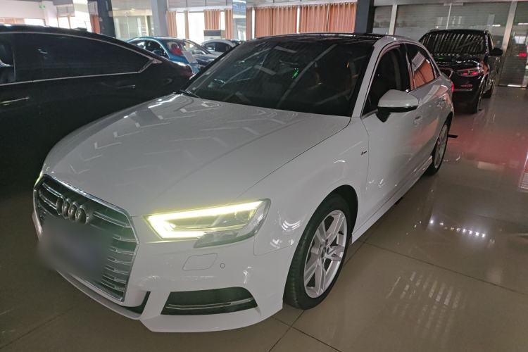 Used Audi A3 2020 Limousine 35 TFSI Fashion Edition China VI Emission Standard Guazi used car, China used car export, Used car for sale, Used  cars, Cheapest cars for sale
