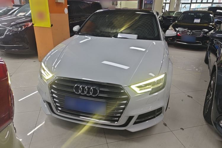 Used Audi A3 2020 Limousine 35 TFSI Fashion Edition China VI Emission Standard Front