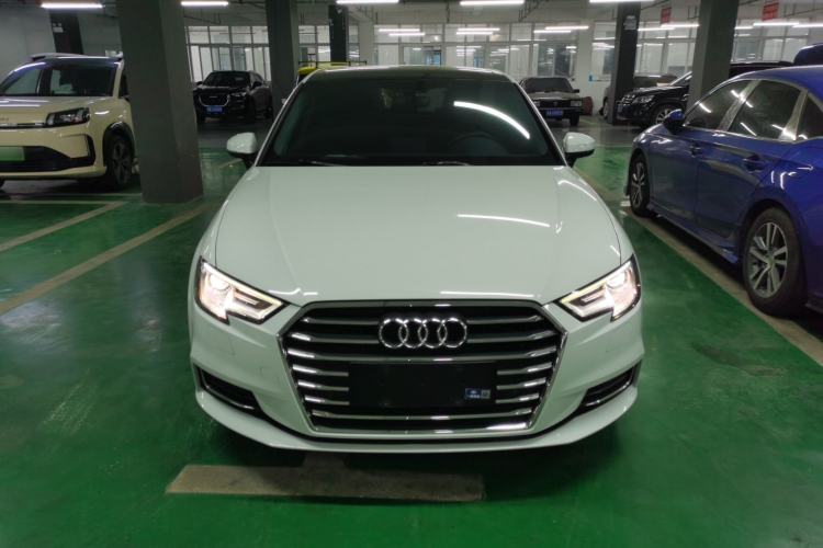 Used Audi A3 2020 Restyled Sportback 35 TFSI Entry-Level China VI Emission Standard Front