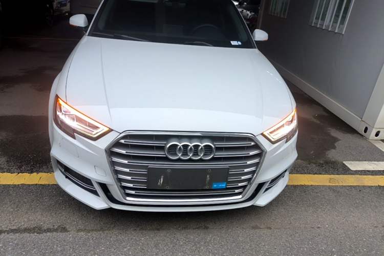 Used Audi A3 2020 Limousine 35 TFSI Fashion Edition China VI Emission Standard Front