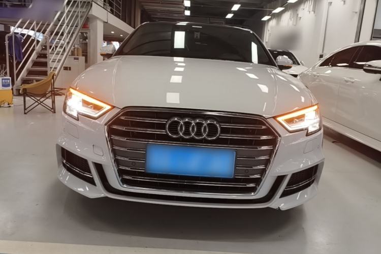Used Audi A3 2020 Limousine 35 TFSI Fashion Edition China VI Emission Standard Front
