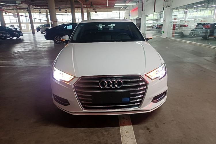 Used Audi A3 2020 Limousine 35 TFSI Ambition China VI Front