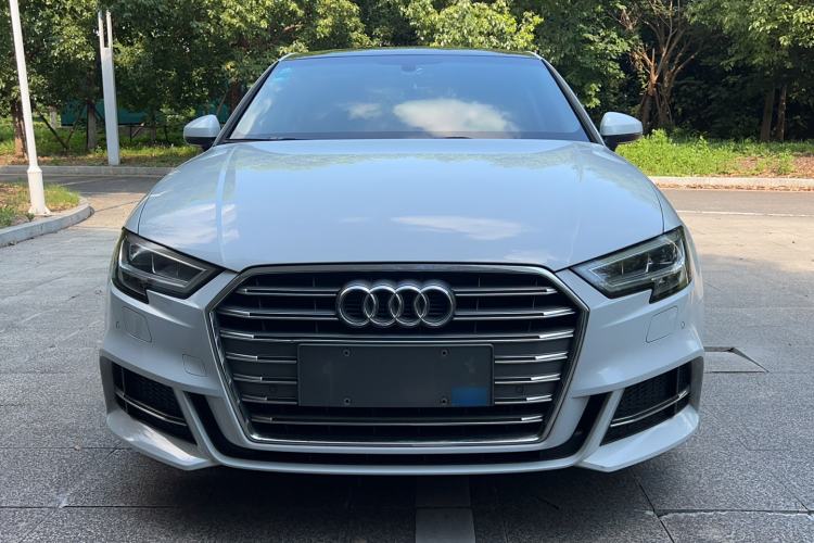 Used Audi A3 2020 Limousine 35 TFSI Sporty Version China VI Front