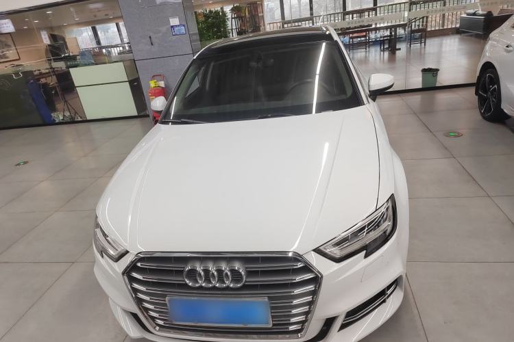 Used Audi A3 2020 Limousine 35 TFSI Fashion Edition China VI Emission Standard Front