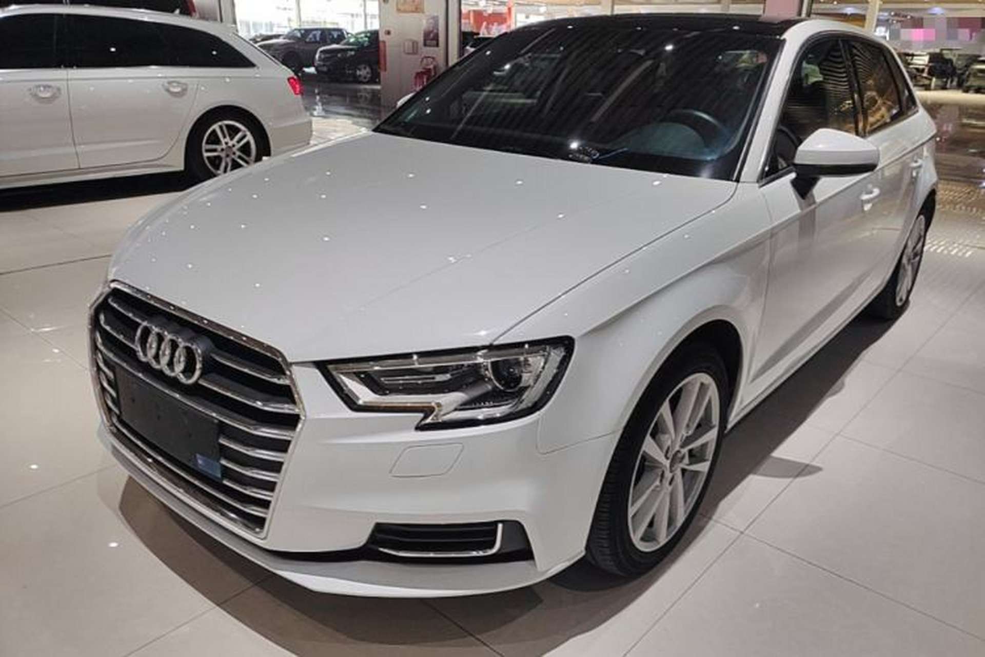 Used Audi A3 2020 Restyled Sportback 35 TFSI Entry-Level China VI Emission Standard Front Left 45 Deg