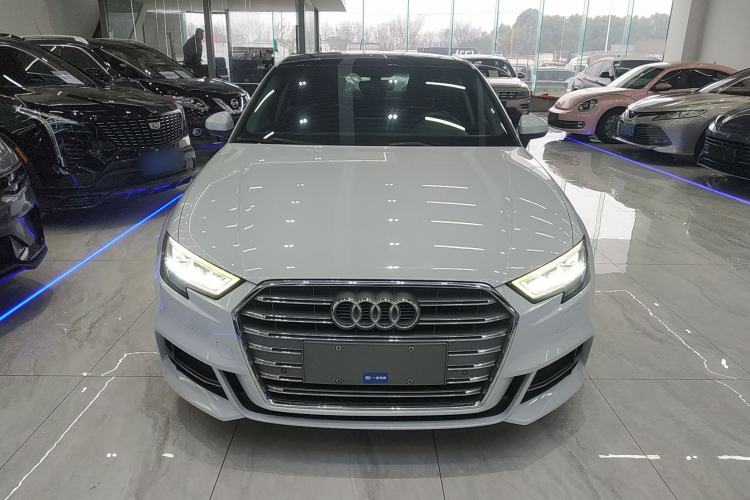Used Audi A3 2020 Limousine 35 TFSI Fashion Edition China VI Emission Standard Front