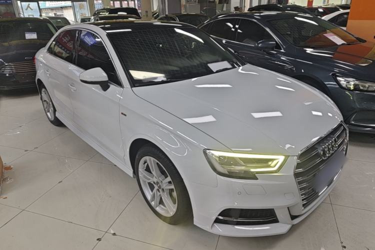Used Audi A3 2020 Limousine 35 TFSI Fashion Edition China VI Emission Standard Front Right 45 Deg