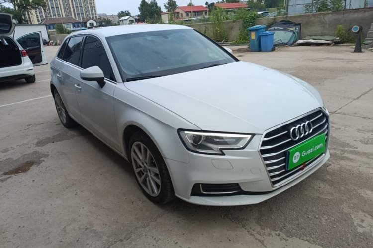 Used Audi A3 2020 Sportback 35 TFSI Ambition China VI Front Right 45 Deg