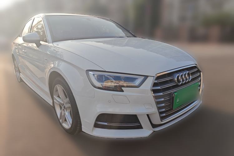 Used Audi A3 2020 Limousine 35 TFSI Fashion Edition China VI Emission Standard Front Right 45 Deg