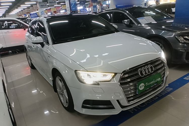 Used Audi A3 2020 Sportback 35 TFSI Fashion Edition China VI Emission Standard Front Right 45 Deg