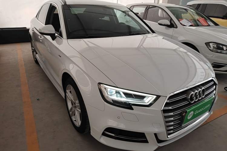 Used Audi A3 2020 Limousine 35 TFSI Fashion Edition China VI Emission Standard Front Right 45 Deg