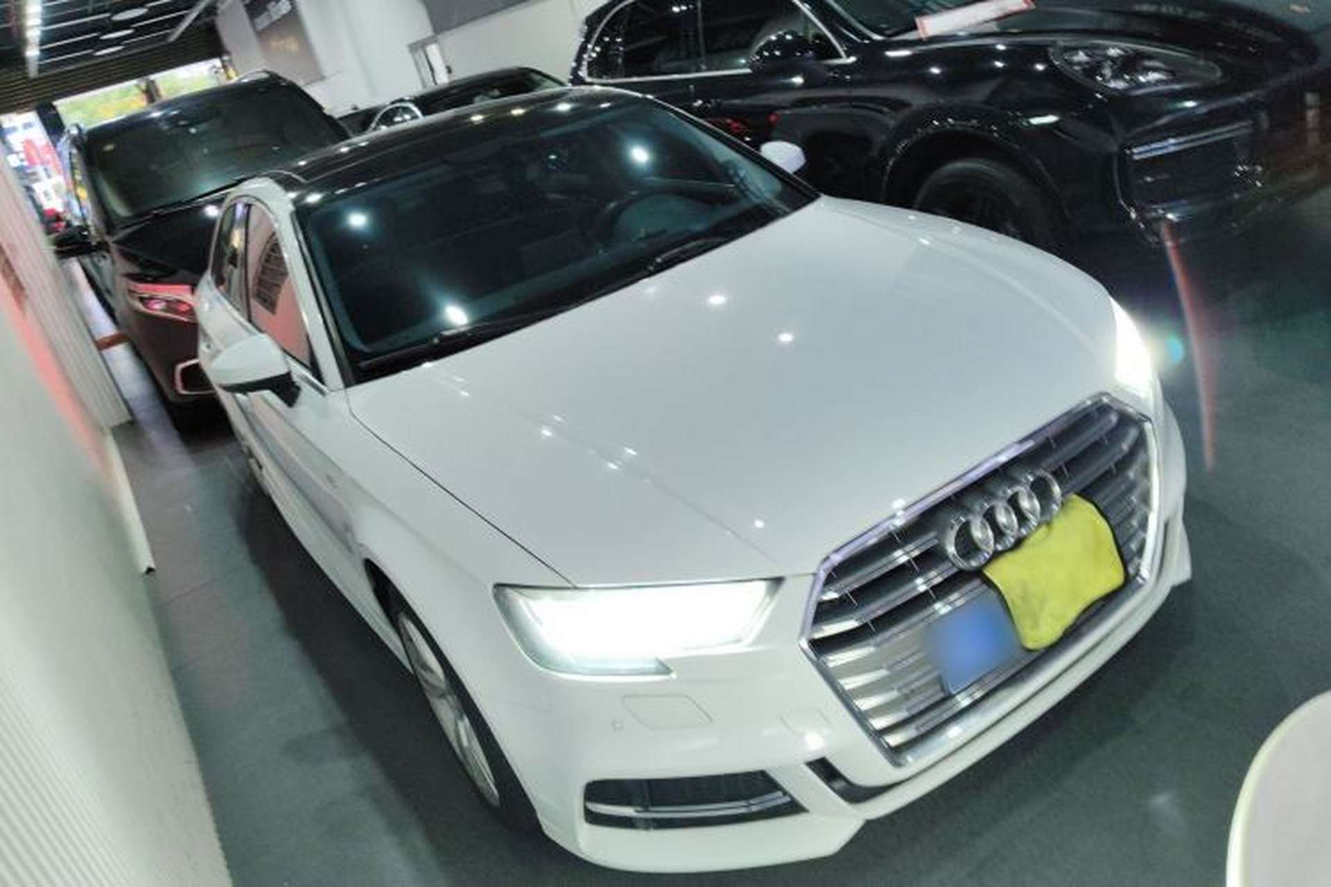 Used Audi A3 2020 Limousine 35 TFSI Fashion Edition China VI Emission Standard Front Right 45 Deg