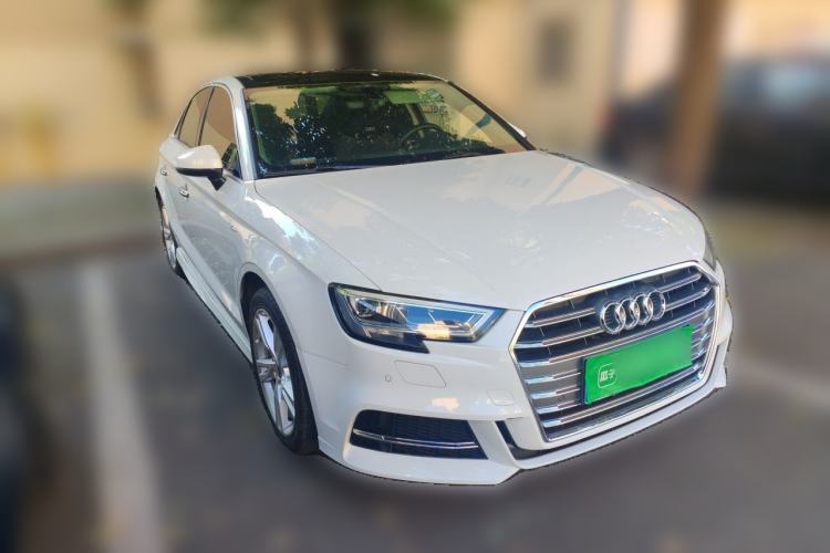 Used Audi A3 2020 Limousine 35 TFSI Fashion Edition China VI Emission Standard Front Right 45 Deg