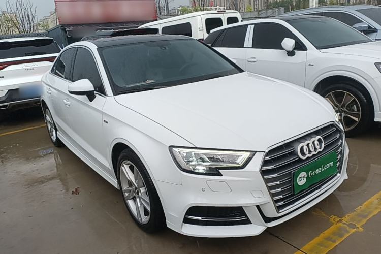 Used Audi A3 2020 Limousine 35 TFSI Fashion Edition China VI Emission Standard Front Right 45 Deg