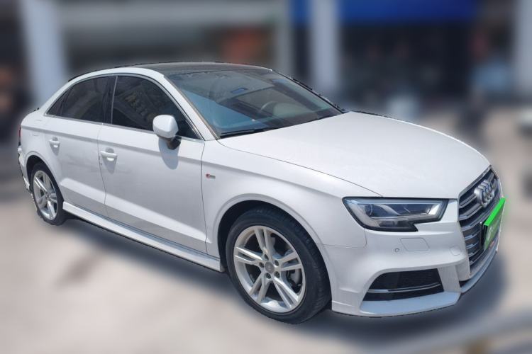 Used Audi A3 2020 Limousine 35 TFSI Fashion Edition China VI Emission Standard Front Right 45 Deg