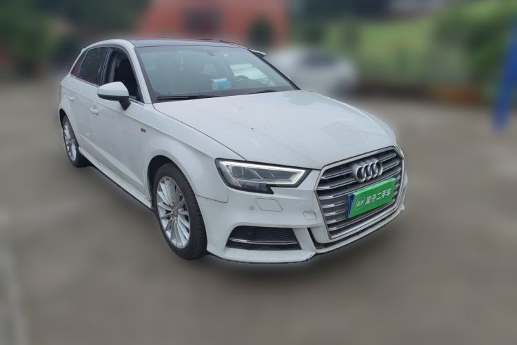 Used Audi A3 2020 Sportback 35 TFSI Fashion Edition China VI Emission Standard Front Right 45 Deg
