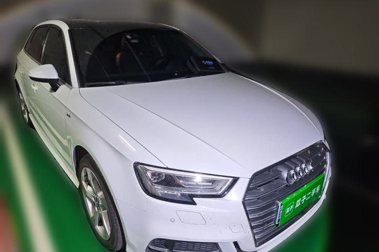 Used Audi A3 2020 Sportback 35 TFSI Fashion Edition China VI Emission Standard Front Right 45 Deg