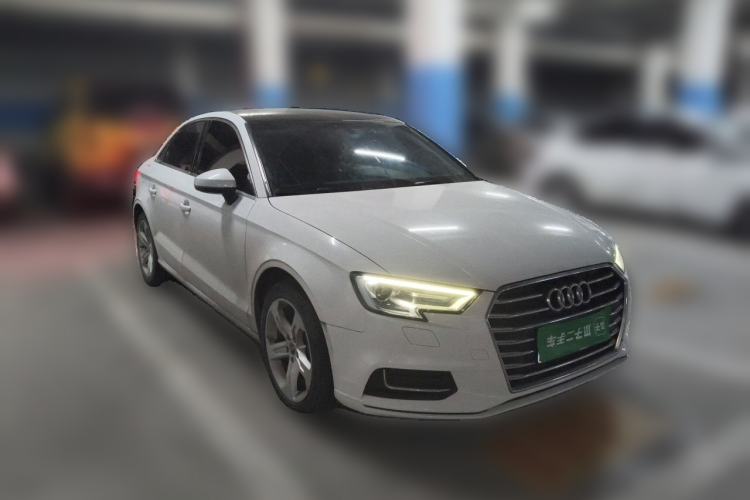 Used Audi A3 2020 Limousine 35 TFSI Ambition China VI Front Right 45 Deg