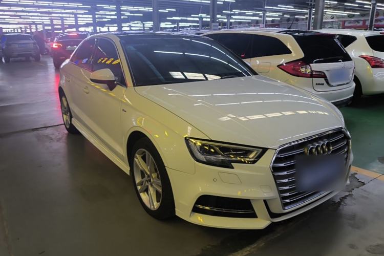 Used Audi A3 2020 Limousine 35 TFSI Fashion Edition China VI Emission Standard Front Right 45 Deg