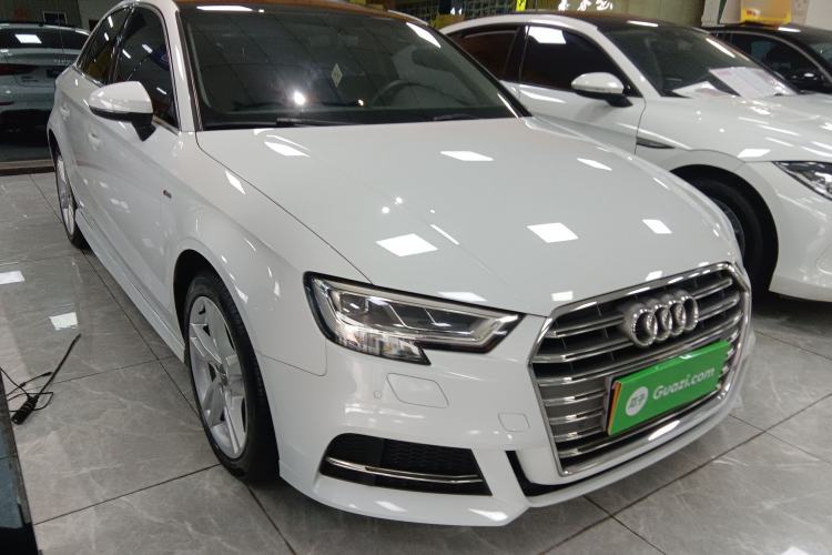 Used Audi A3 2020 Limousine 35 TFSI Fashion Edition China VI Emission Standard Front Right 45 Deg