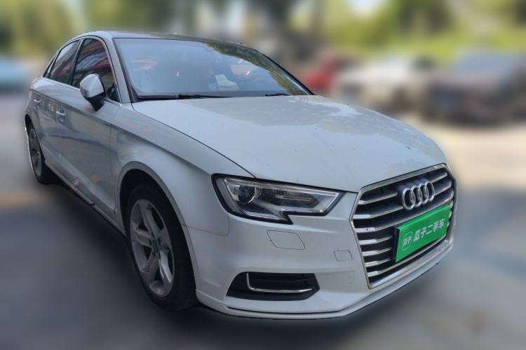 Used Audi A3 2020 Limousine 35 TFSI Ambition China VI Front Right 45 Deg