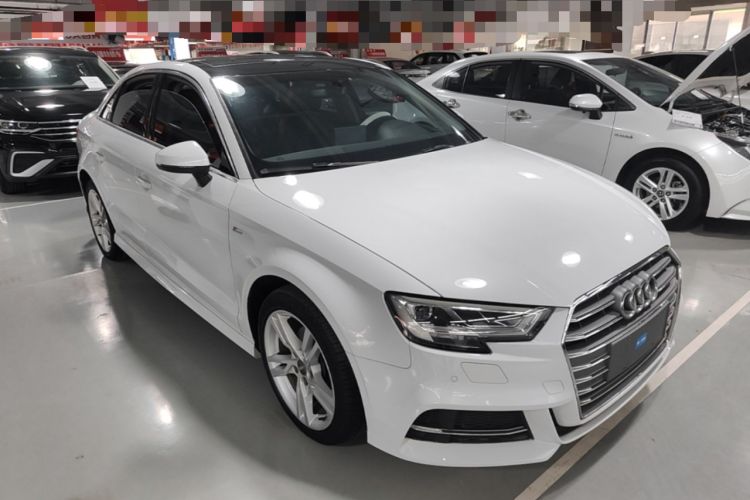 Used Audi A3 2020 Limousine 35 TFSI Fashion Edition China VI Emission Standard Front Right 45 Deg