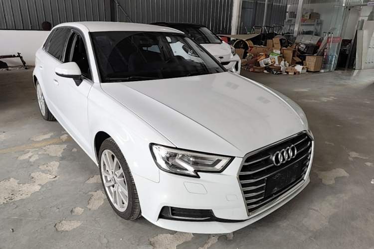 Used Audi A3 2020 Sportback 35 TFSI Ambition China VI Front Right 45 Deg