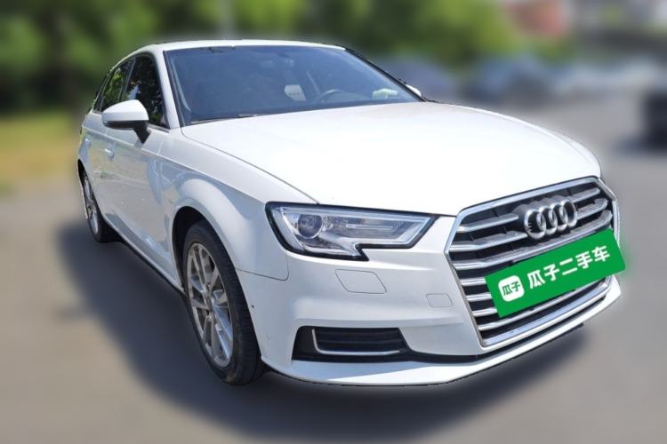 Used Audi A3 2020 Sportback 35 TFSI Ambition China VI Front Right 45 Deg