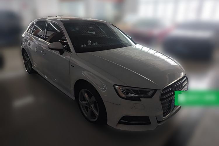 Used Audi A3 2020 Sportback 35 TFSI Fashion Edition China VI Emission Standard Front Right 45 Deg