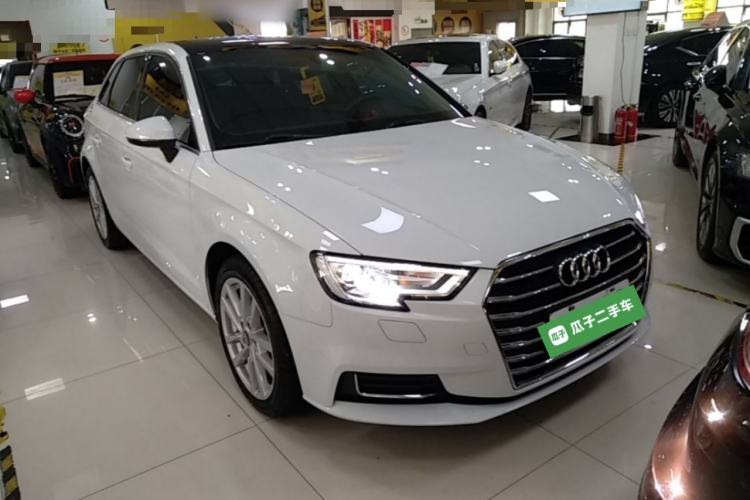 Used Audi A3 2020 Restyled Sportback 35 TFSI Entry-Level China VI Emission Standard Front Right 45 Deg