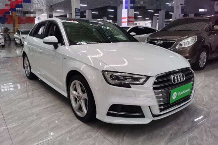 Used Audi A3 2020 Sportback 35 TFSI Fashion Edition China VI Emission Standard Front Right 45 Deg