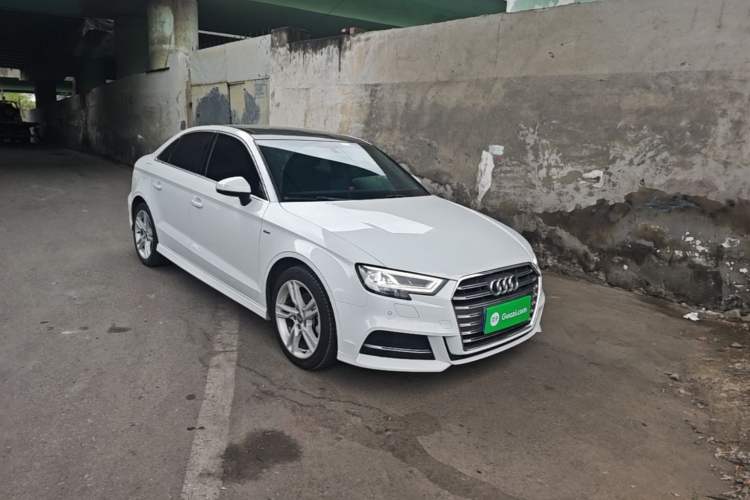 Used Audi A3 2020 Limousine 35 TFSI Fashion Edition China VI Emission Standard Front Right 45 Deg