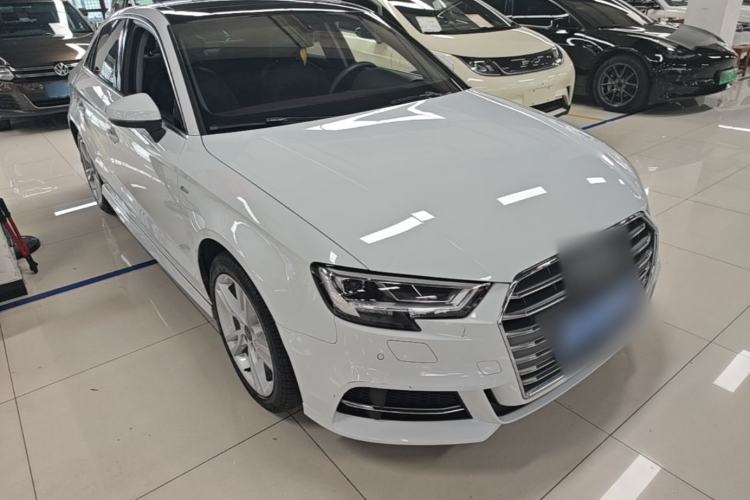 Used Audi A3 2020 Limousine 35 TFSI Fashion Edition China VI Emission Standard Front Right 45 Deg