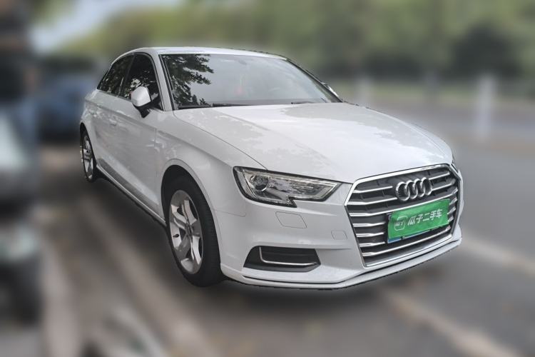 Used Audi A3 2020 Limousine 35 TFSI Ambition China VI Front Right 45 Deg