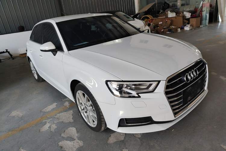 Used Audi A3 2020 Sportback 35 TFSI Ambition China VI Front Right 45 Deg
