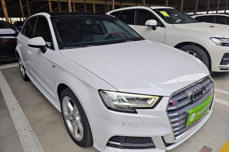 Used Audi A3 2020 Sportback 35 TFSI Fashion Edition China VI Emission Standard Front Right 45 Deg